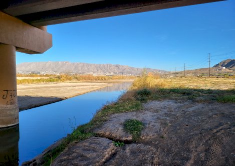 Biking in the Dam in West El Paso